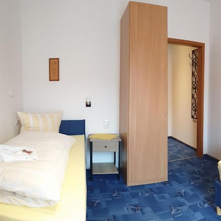 Garni Hotel Adler Post バイアースブロン エクステリア 写真