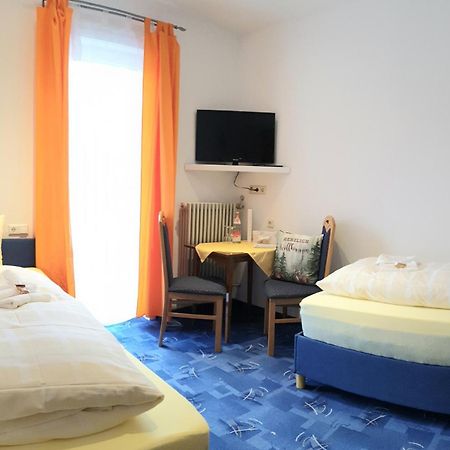 Garni Hotel Adler Post バイアースブロン エクステリア 写真